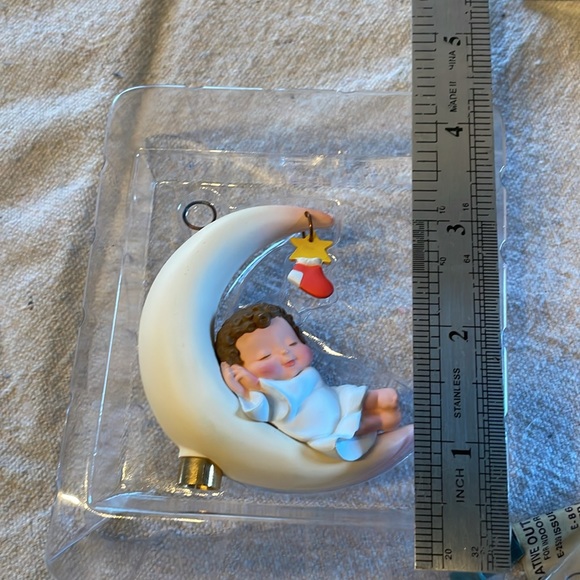 Moonlit Nap- Sleeping Baby Ornament. New in Box. - Picture 6 of 7